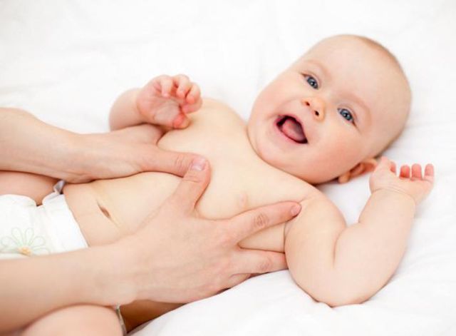 Ребенок в 9 месяцев: развитие и питание малыша