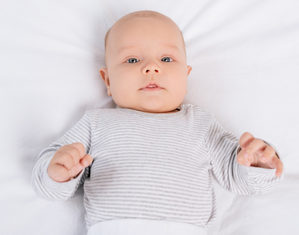 Развитие ребенка: достижения малыша к окончанию 5 месяца