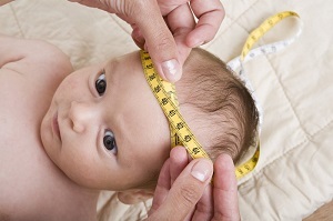 Развитие ребенка в 4 месяца: что должен уметь ваш малыш в этом возрасте
