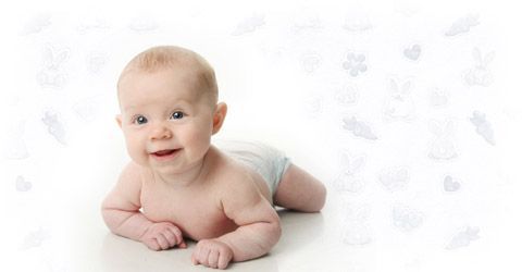 Развитие ребенка в 3 месяца: особенности ухода за младенцем