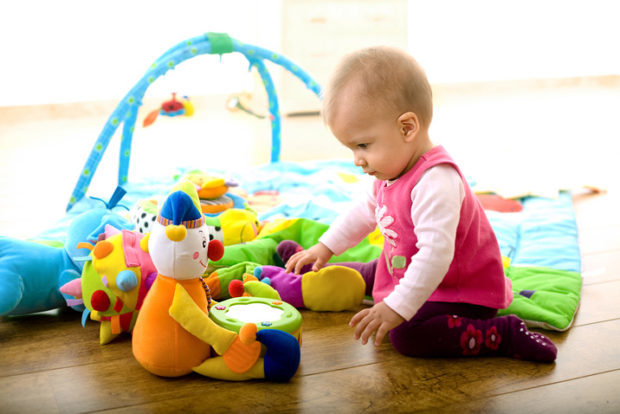 Ребенок в 18 месяцев: развитие и перемены в поведении малыша