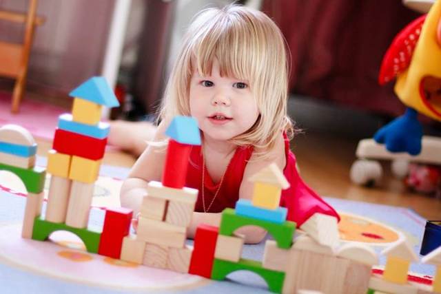 Ребенок в 3 года:как проходит его развитие и что он должен уметь