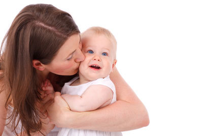 Развитие ребенка в год и 4 месяца: как заниматься с малышом в этом возрасте
