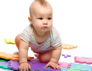 Развитие ребенка с 5 до 6 месяцев: какими играми можно занять кроху