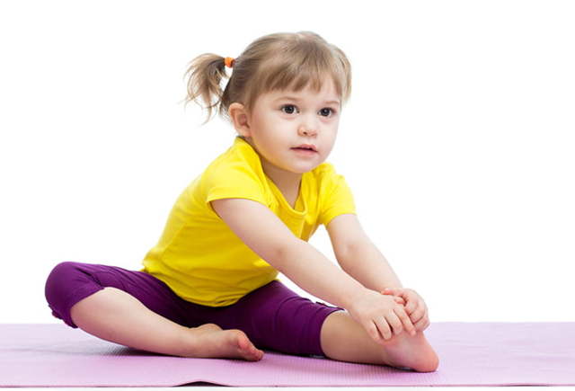 Детская зарядка: какими упражнениями развивать ребенка