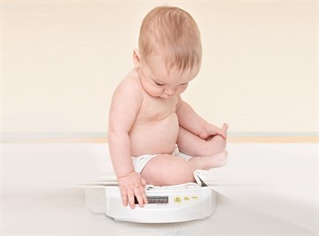 ребенок 11 месяцев развитие и питание