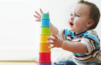 Девятый месяц развития ребенка: какими умениями обладает малыш в этом возрасте