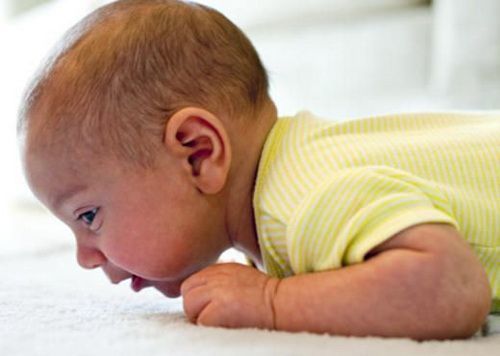 Развитие ребенка в 1 год 1 месяц: рост и поведение малыша в этом возрасте