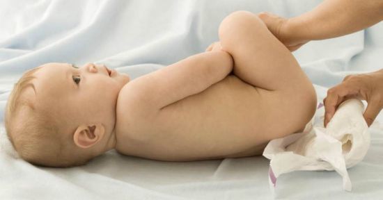Особенности ухода за новорожденными детьми: как правильно соблюдать гигиену