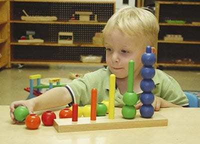 Развитие детей от 1 до 2 лет: разноплановые занятия и увлечения малыша