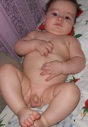 Развитие грудного ребенка по месяцам: особенности каждого этапа роста