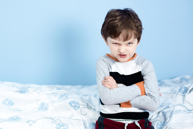 Как успокоить ребенка во время истерики: