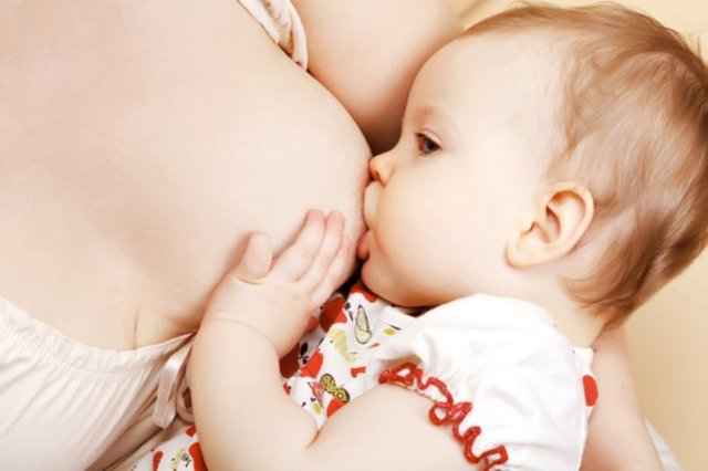 Месячные во время кормления грудного ребенка: ответы на ваши вопросы