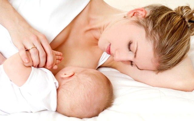 Сколько должен спать ребенок в 1 месяц: особенности ухода за новорожденным