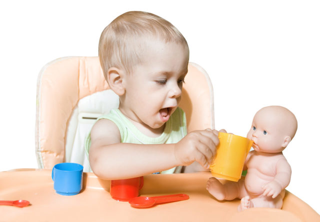 Развитие ребенка от 2 до 3 месяцев: чем ребенок радует родителей