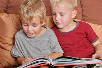 Как научить ребенка читать быстро и правильно: эффективные способы занятий с детьми