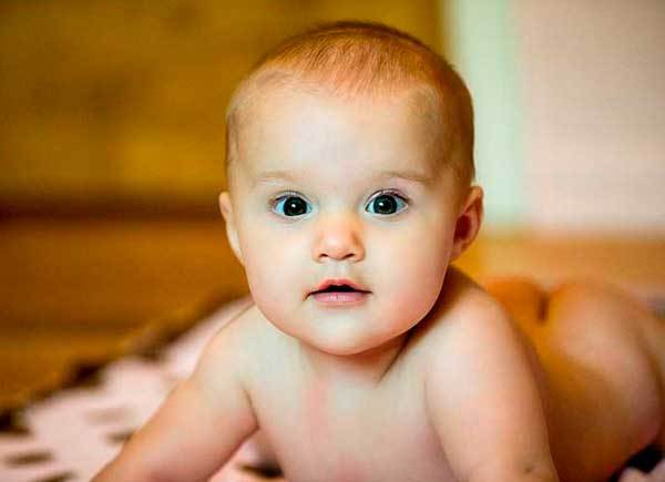 Развитие ребенка: достижения малыша к окончанию 5 месяца