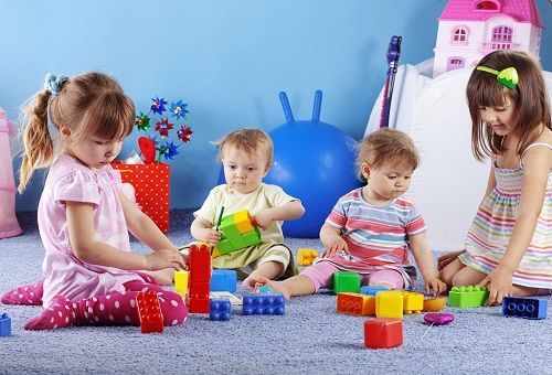 Сенсомоторное развитие детей раннего возраста: для чего это нужно