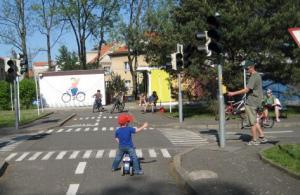 Правила дорожного движения для детей: как подготовить ребенка к самостоятельному передвижению